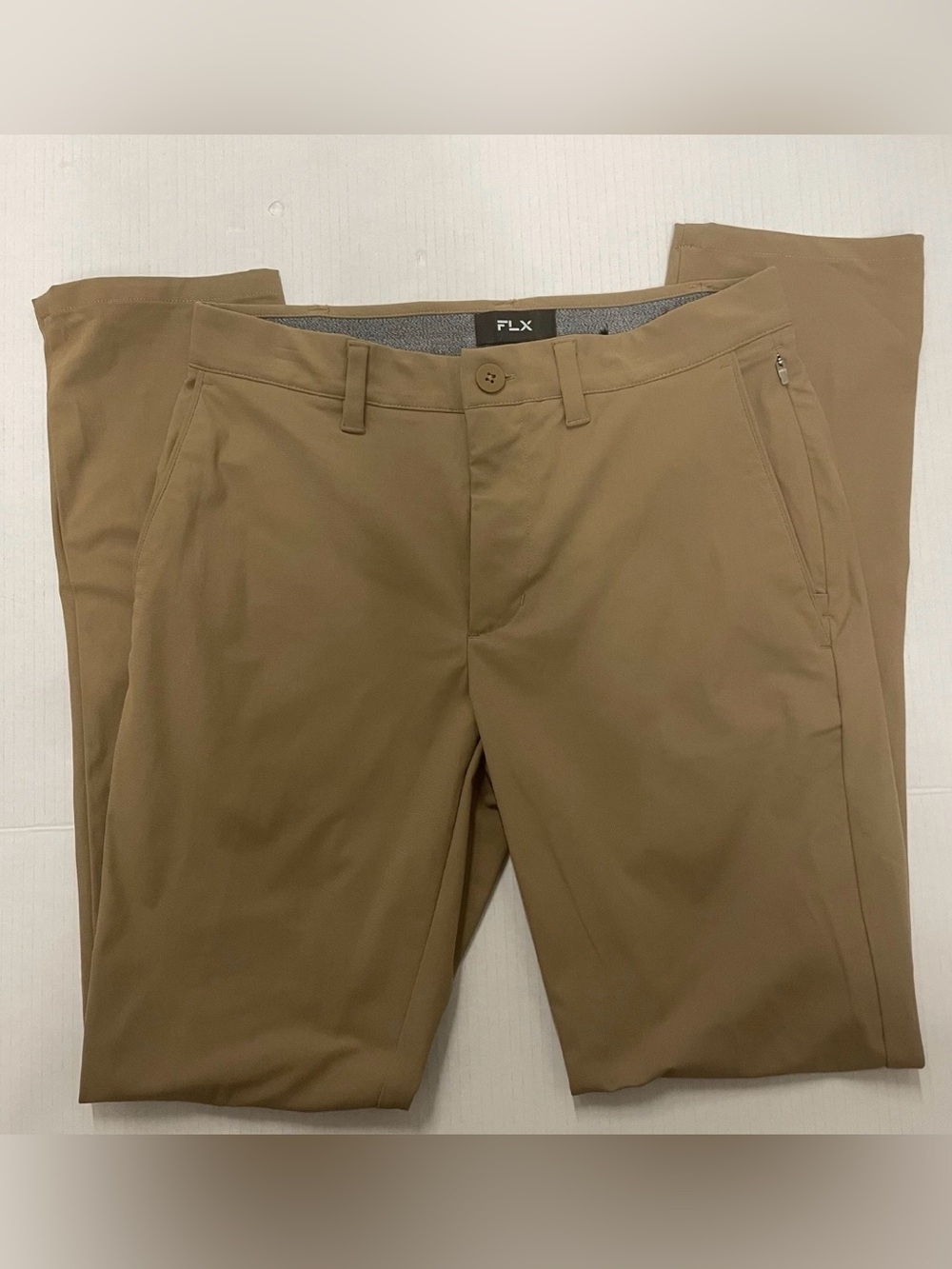 FLX Men's Camel Brown 30x32 Golf Flat Front Straight Leg Pants Stretch NWOT